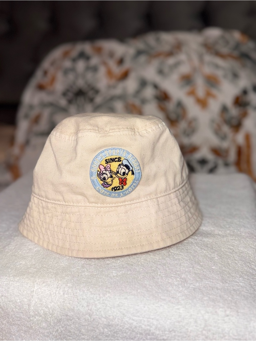 H&M Cream Bucket Hat with Cartoon Patch